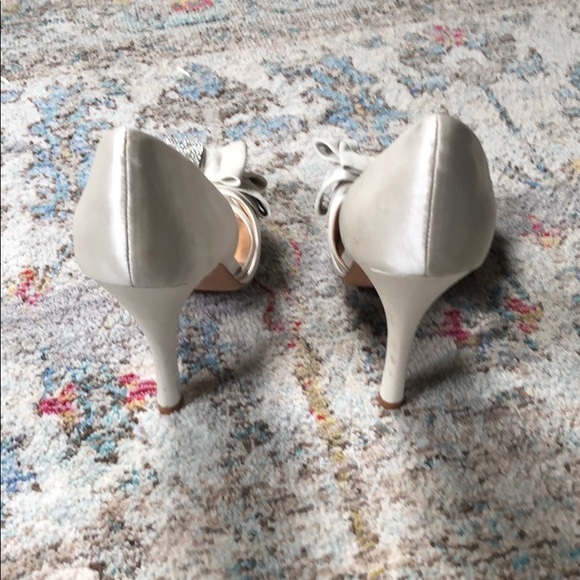 Badgley Mischka Embellished Pumps - Picture 4 of 5